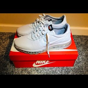 Size 11 — Nike Airmax LD-Zero Shoes— Pure Platinum